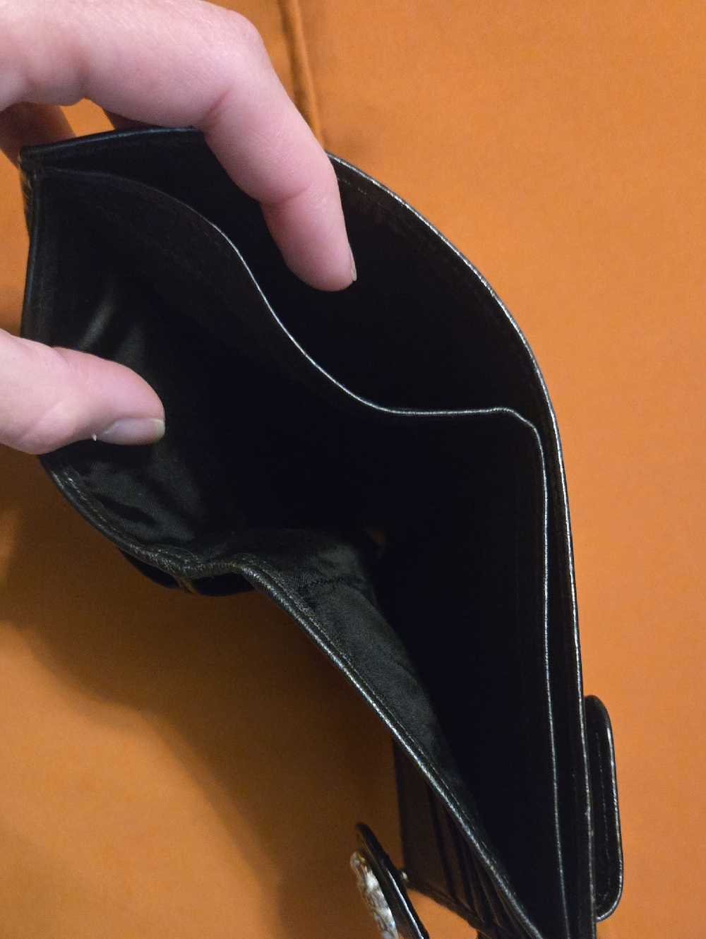 Brighton Wallet - Picture 4 of 6